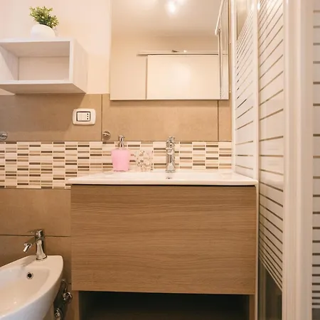 Eda Affaccio Sul Porto