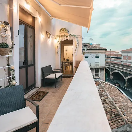 아파트 Eda Affaccio Sul Porto 카타니아